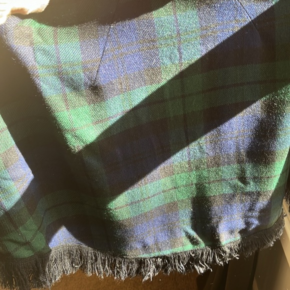 Children’s cape plaid green and blue.  Like new condition.  Fiona McDonald. - Picture 3 of 11